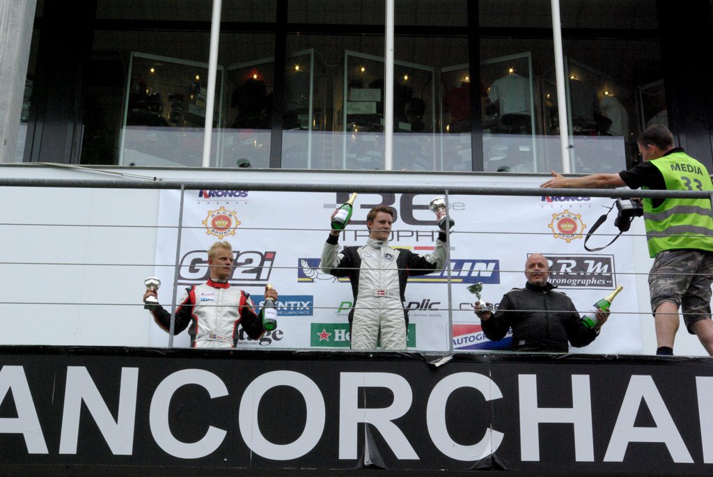 Ayrton Senna, Michael Schumacher, Tom Kristensen - og nu er også Morten Dons blandt vinderne på den legendariske racerbane
(Foto: Christian Dons)